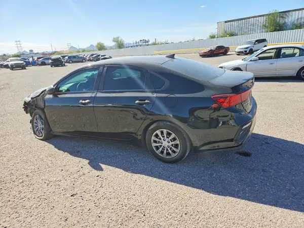 3KPF24ADXME376697 2021 KIA FORTE - Image 2