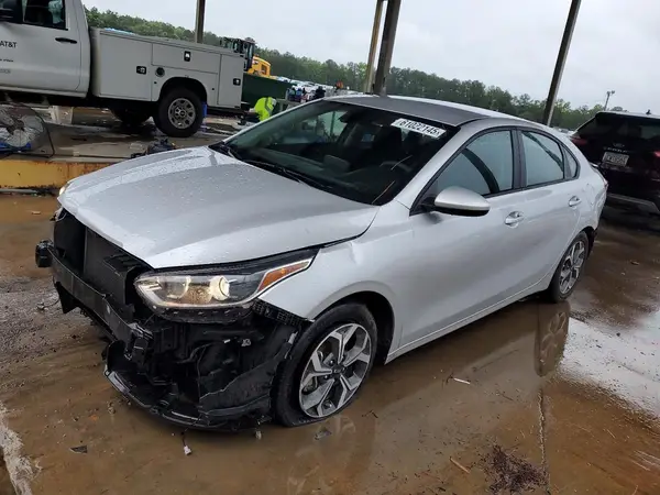 3KPF24ADXME376716 2021 KIA FORTE - Image 1