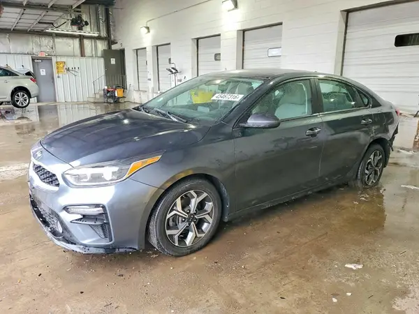 3KPF24ADXME377395 2021 KIA FORTE - Image 1
