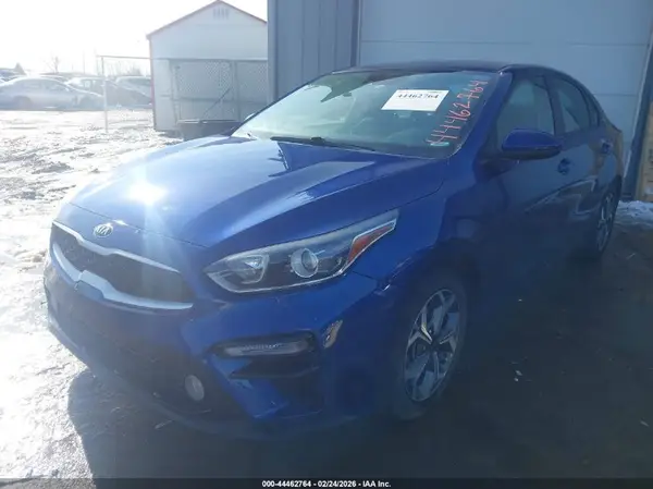 3KPF24ADXME377672 2021 KIA FORTE - Image 2