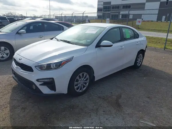 3KPF24ADXME377929 2021 KIA FORTE - Image 2