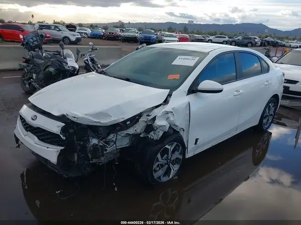 3KPF24ADXME380619 2021 KIA FORTE - Image 2