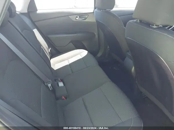 3KPF24ADXME381074 2021 KIA FORTE - Image 8