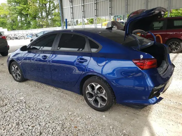 3KPF24ADXME381849 2021 KIA FORTE - Image 2