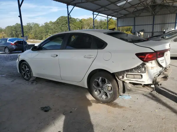 3KPF24ADXME382581 2021 KIA FORTE - Image 2