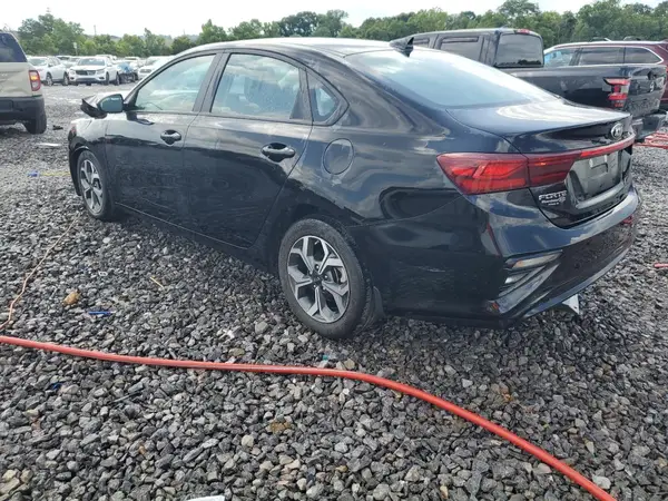 3KPF24ADXME382743 2021 KIA FORTE - Image 2