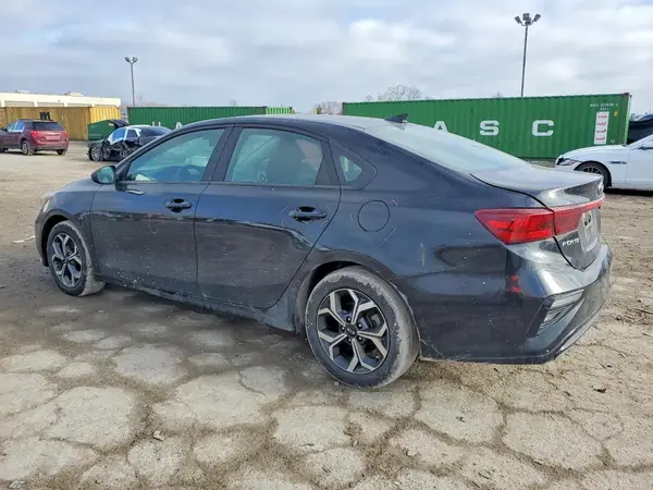 3KPF24ADXME383990 2021 KIA FORTE - Image 2