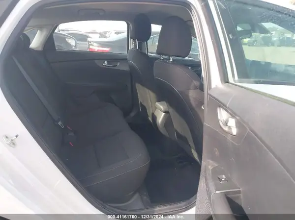 3KPF24ADXME391376 2021 KIA FORTE - Image 8