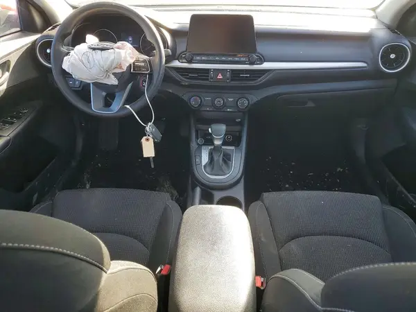 3KPF24ADXME404269 2021 KIA FORTE - Image 8