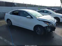 3KPF24ADXME406653 2021 KIA FORTE