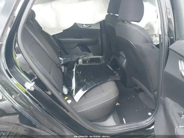 3KPF24ADXME410282 2021 KIA FORTE - Image 8