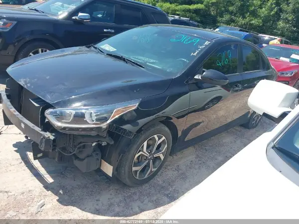 3KPF24ADXME410542 2021 KIA FORTE - Image 2