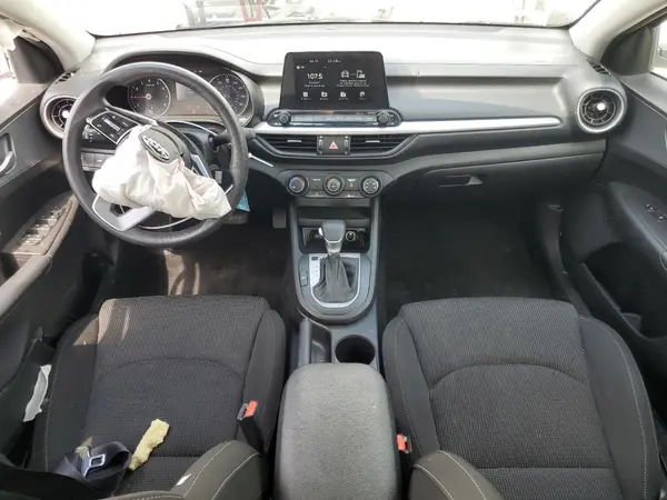 3KPF24ADXME410573 2021 KIA FORTE - Image 8