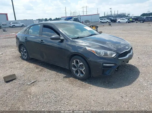 3KPF24ADXME410749 2021 KIA FORTE - Image 1