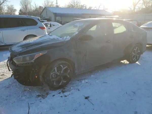 3KPF24ADXME412081 2021 KIA FORTE - Image 1