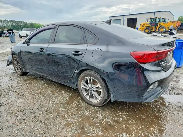 3KPF24ADXNE417363 2022 KIA FORTE - Image 2