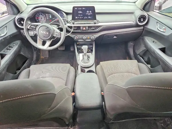 3KPF24ADXNE417363 2022 KIA FORTE - Image 8