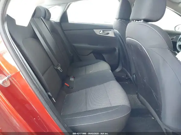 3KPF24ADXNE419260 2022 KIA FORTE - Image 8