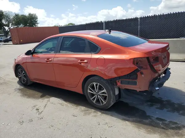3KPF24ADXNE420747 2022 KIA FORTE - Image 2