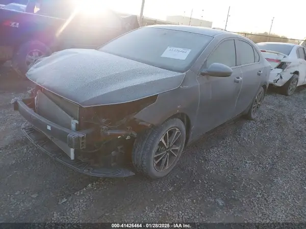 3KPF24ADXNE424037 2022 KIA FORTE - Image 2