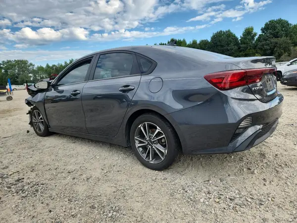 3KPF24ADXNE424846 2022 KIA FORTE - Image 2
