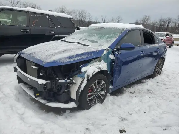 3KPF24ADXNE426063 2022 KIA FORTE - Image 1