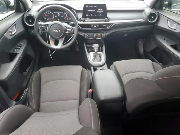 3KPF24ADXNE426063 2022 KIA FORTE - Image 8