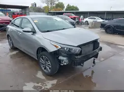 3KPF24ADXNE429061 2022 KIA FORTE