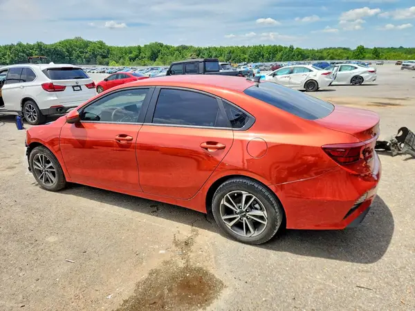 3KPF24ADXNE429996 2022 KIA FORTE - Image 2