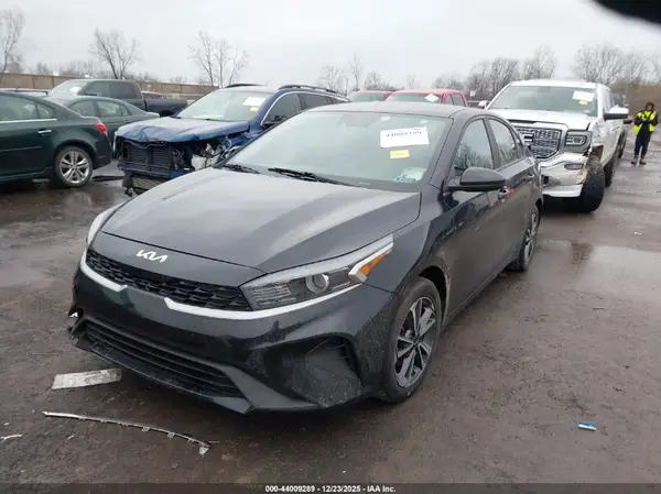 3KPF24ADXNE431215 2022 KIA FORTE - Image 2