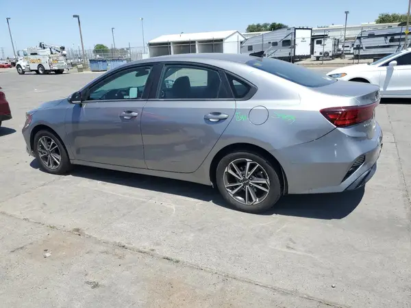 3KPF24ADXNE433045 2022 KIA FORTE - Image 2