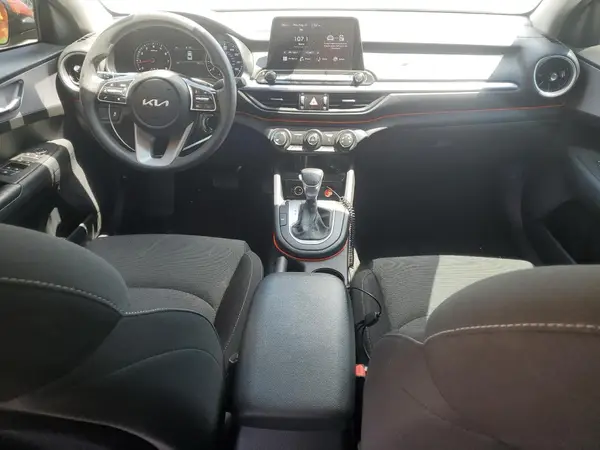 3KPF24ADXNE434986 2022 KIA FORTE - Image 8
