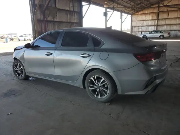 3KPF24ADXNE436723 2022 KIA FORTE - Image 2