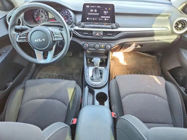 3KPF24ADXNE437127 2022 KIA FORTE - Image 8