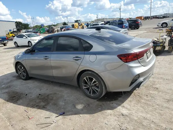 3KPF24ADXNE437287 2022 KIA FORTE - Image 2
