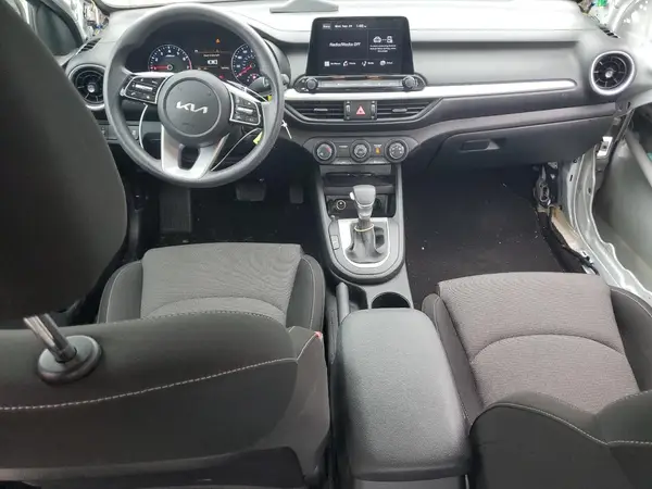 3KPF24ADXNE440626 2022 KIA FORTE - Image 8
