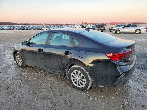 3KPF24ADXNE441565 2022 KIA FORTE - Image 2