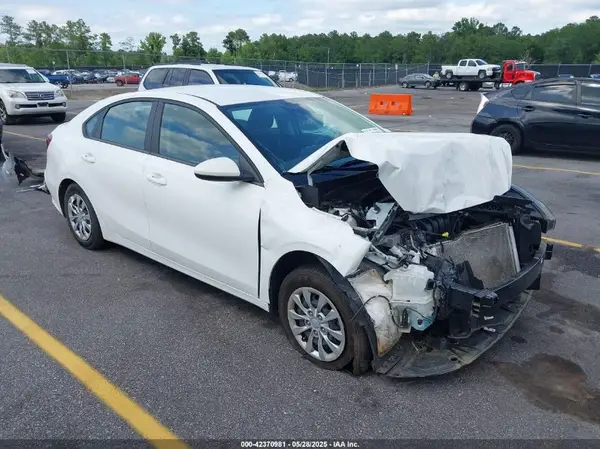 3KPF24ADXNE448001 2022 KIA FORTE - Image 1
