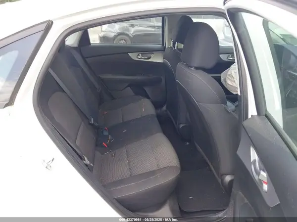 3KPF24ADXNE448001 2022 KIA FORTE - Image 8
