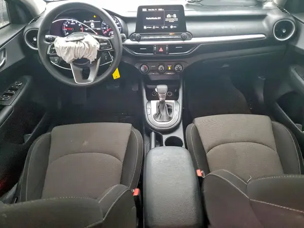3KPF24ADXNE450055 2022 KIA FORTE - Image 8