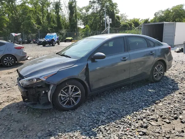 3KPF24ADXNE451562 2022 KIA FORTE - Image 1
