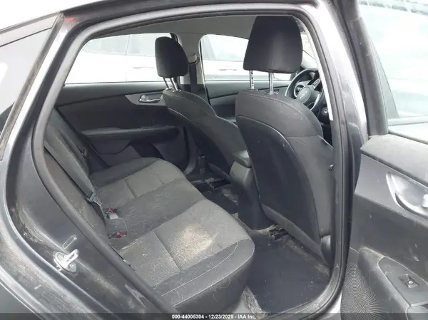 3KPF24ADXNE451593 2022 KIA FORTE - Image 8