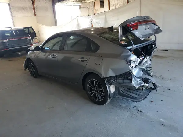3KPF24ADXNE452159 2022 KIA FORTE - Image 2