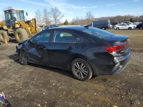 3KPF24ADXNE455465 2022 KIA FORTE - Image 2