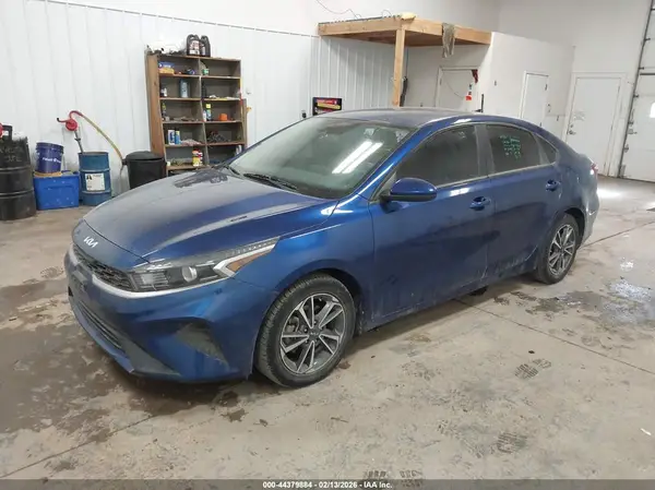 3KPF24ADXNE455580 2022 KIA FORTE - Image 2