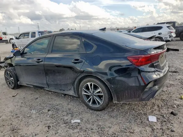3KPF24ADXNE456325 2022 KIA FORTE - Image 2