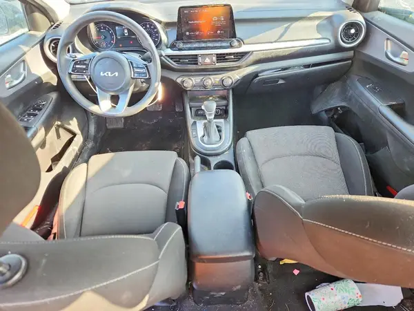3KPF24ADXNE461878 2022 KIA FORTE - Image 8