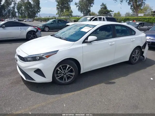 3KPF24ADXNE461900 2022 KIA FORTE - Image 2