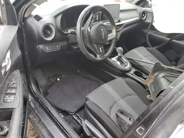 3KPF24ADXNE463307 2022 KIA FORTE - Image 8