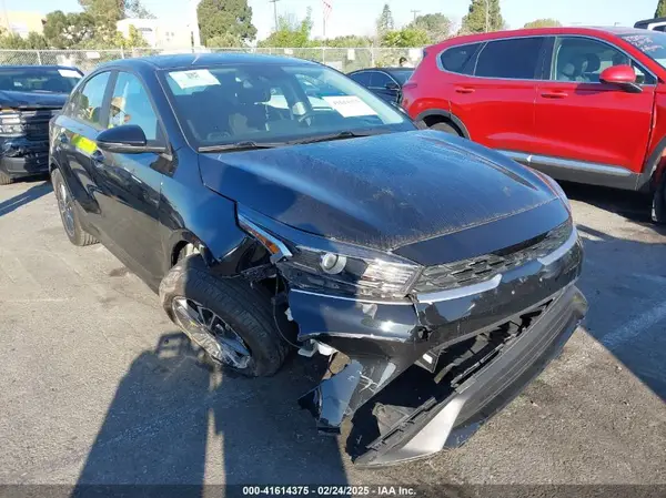 3KPF24ADXNE463355 2022 KIA FORTE - Image 1